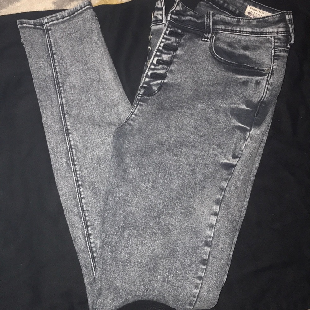 Bullhead High-waisted Skinny Jeans